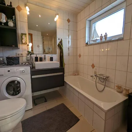 Dom wakacyjny Strandnaher In *
