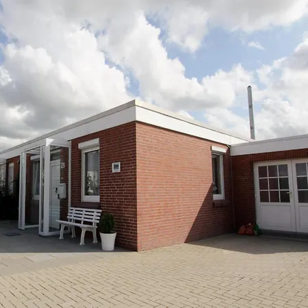 Strandnaher In *